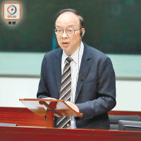 馬逢國批評淫審處保守、落後、沒透明度、有缺失，又質疑政府拖延修例。