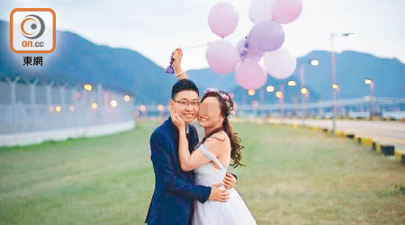 顏浩斌生前與未婚妻合照。（互聯網圖片）