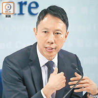 李志恒所乘車輛與曾車迎頭相撞，李受傷需於當地留醫。