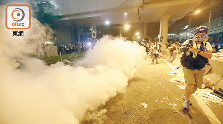 反修例示威爆發多場衝擊事件，香港執業藥劑師協會將去信籲勿隨意使用胡椒噴劑及催淚氣體等化學武器。