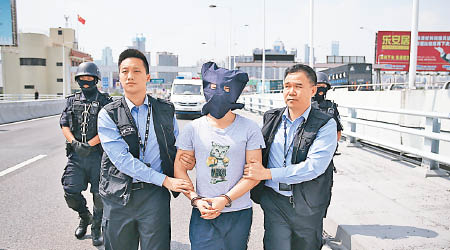 疑兇於內地落網，已移交香港警方。（互聯網圖片）