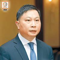 國泰日前宣布顧客及商務總裁盧家培將離任。