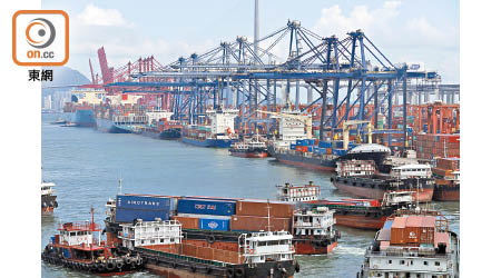 中美貿易戰威脅本港進出口增長，亦迫令經濟及樓市下滑。