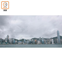 國際評級機構穆迪，將香港評級展望由「穩定」下調至「負面」。