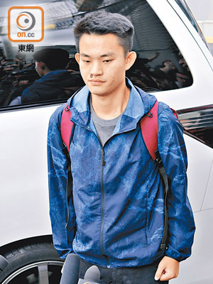 香港警方指，由陳同佳決定何時來台自首。