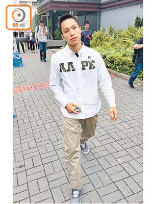 被告黃曉昇從蘭桂坊把醉婦帶到家中強姦，法官斥被告的行為非常可恥，判監五年。
