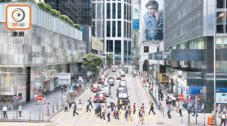 有外資企業正開始評估香港局勢，考慮縮減本港規模。