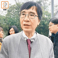 袁國勇昨澄清沒有呼籲市民短期內不要返內地。