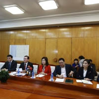 蒙古政府內閣舉行緊急會議，商討應對武漢肺炎的措施。