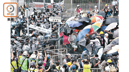 反修例示威爆發至今被捕人數逾七千人，當中被定罪的只有四十多人。