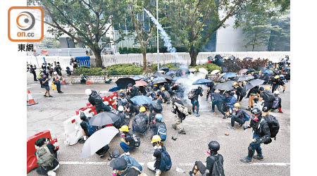 本港去年爆發反修例示威浪潮，多名示威者隨後到台灣尋求庇護。