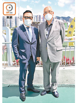 史立德（左）同廠商會副會長陳國民（右）都同意工商界必須注重環保措施。