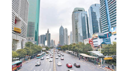 深圳經濟發展蓬勃，並獲賦予在重要領域和關鍵環節改革上更多自主權。