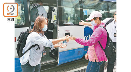 旅遊業議會稱收到一百至二百個旅行團登記辦本地遊。