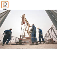 有指沙特阿拉伯等產油國，考慮進一步減產以提振油價。