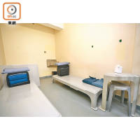 荔枝角收押所的部分囚室。