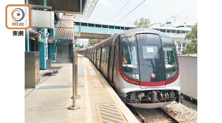 本周六起，東鐵線將有首批9卡新列車投入服務。