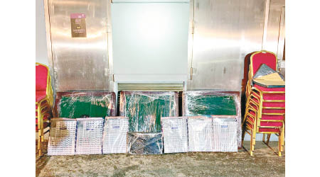 長沙灣：警方檢獲大批賭具。