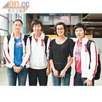 薛晨（左起）、黃影、張希、岳園聯袂抵港，比賽不忘Shopping。