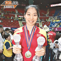 楊珺菁連奪兩個個人獎，極速上位。