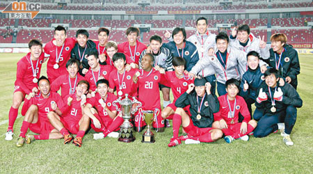 港隊元旦日重奪省港盃，2012年有個好開始。