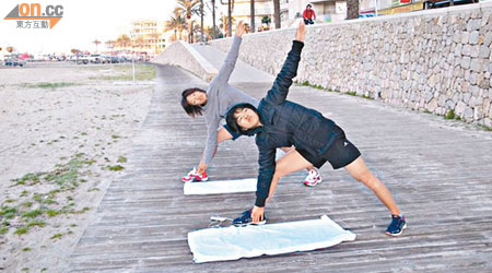 陳晞文練瑜伽強化肌肉，令成績有所進步。