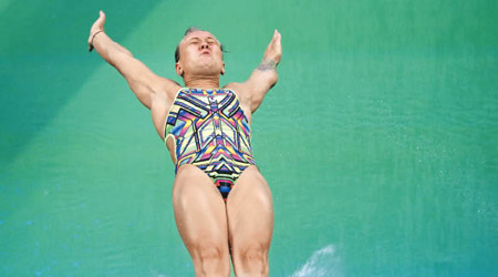 俄羅斯跳水選手 芭澤娜「跳水變撻落水」