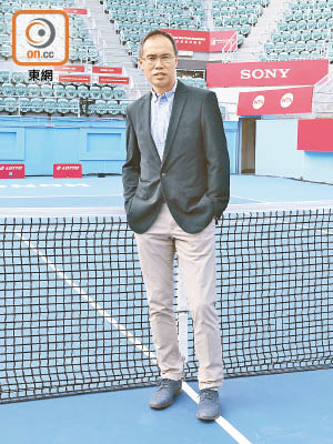 香港網球總會行政總裁 黎百年