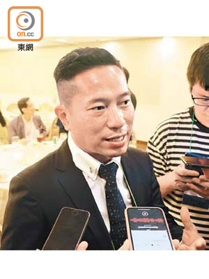 曾效力南華多年的陳志康當選足總董事，表示會為球員發聲。