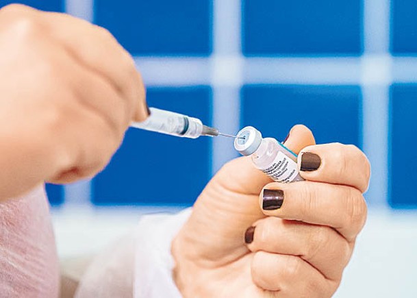 全球多地接種疫苗進展未如理想。（Getty Images圖片）
