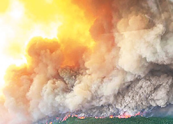 卑詩省山火仍未受控。
