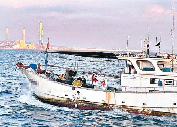 台海巡截越界陸漁船拘查6人