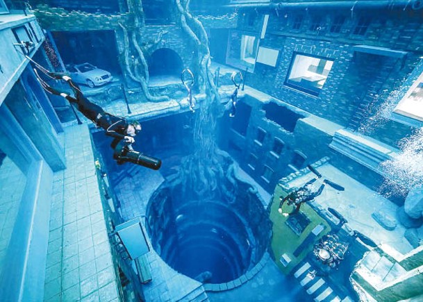 杜拜水下城市  60米深潛探險
