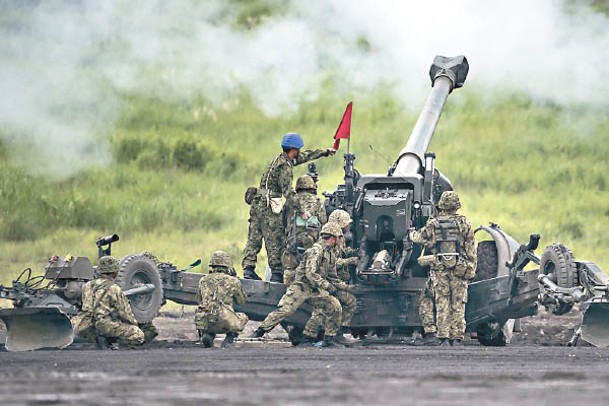 日本自衞隊加強演習應對解放軍活動。（Getty Images圖片）