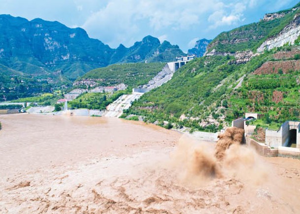 鄭州暴雨  16座水庫水位超汛限