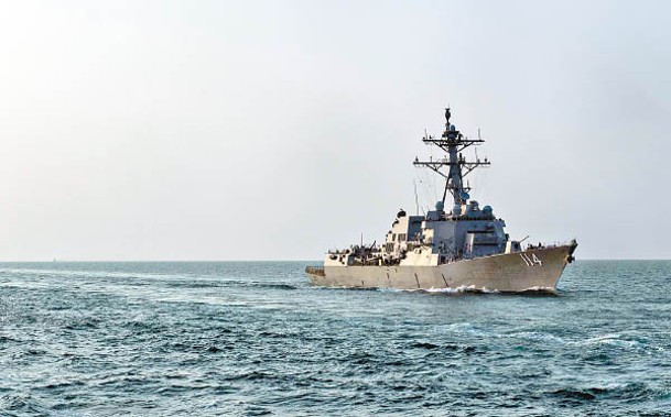 美國神盾艦拉爾夫‧約翰遜號參與攔截導彈測試。