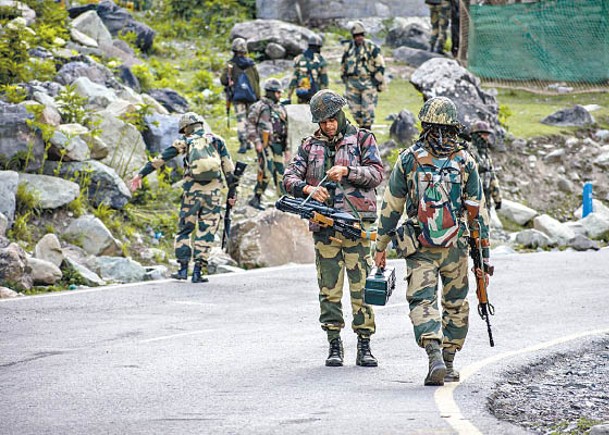 針對解放軍  印度1.5萬反恐軍人調邊境