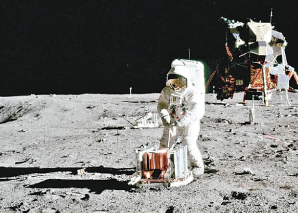 太陽神11號太空船於1969年成功登月。