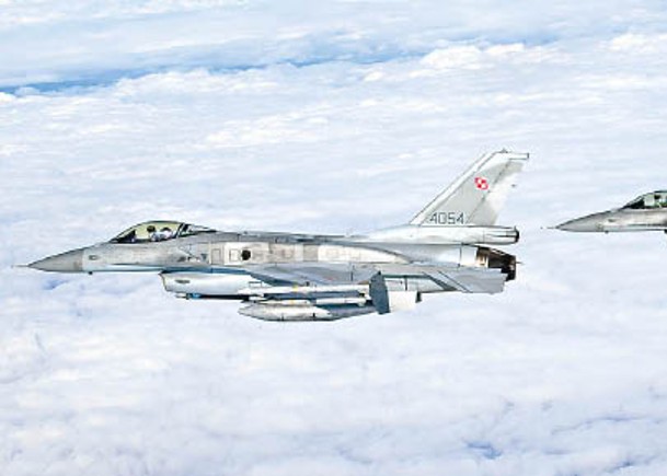 波蘭4架F16赴冰島  參與北約任務