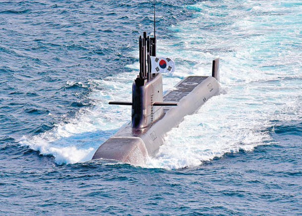 韓首艘  3000噸國產潛艇  服役