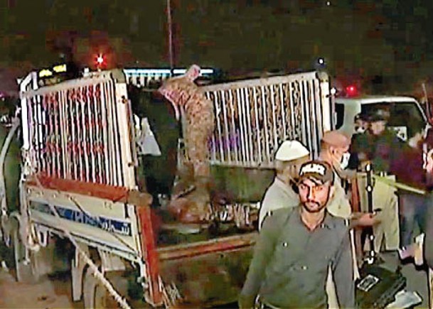 手榴彈襲貨車  巴基斯坦11死9傷