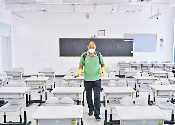 京中小學雙減安排  禁重點班實驗班