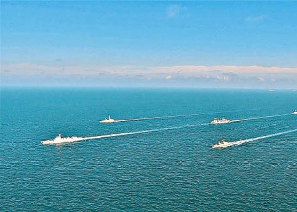 解放軍夥新加坡兩艦  南海演習
