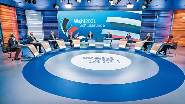 多名候選人早前進行電視辯論。