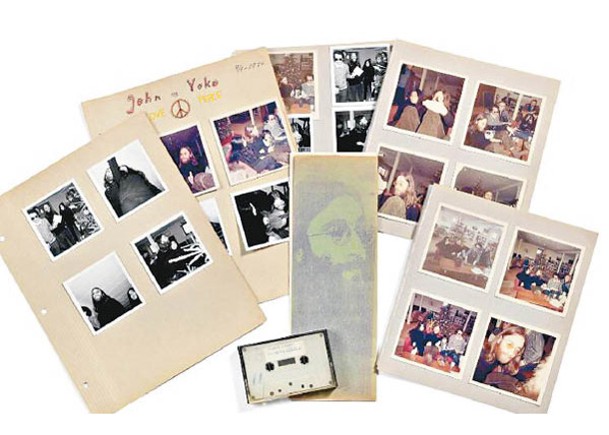 約翰連儂的錄音帶連同校刊和照片在拍賣會成交。