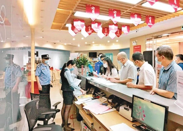 深圳市對校外培訓機構展開執法檢查行動。