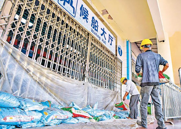 颱風吹襲 福建景點關閉