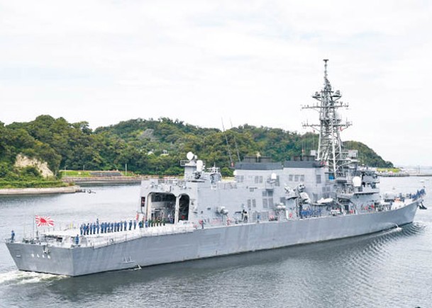 日本驅逐艦村雨號正在印度洋部署。