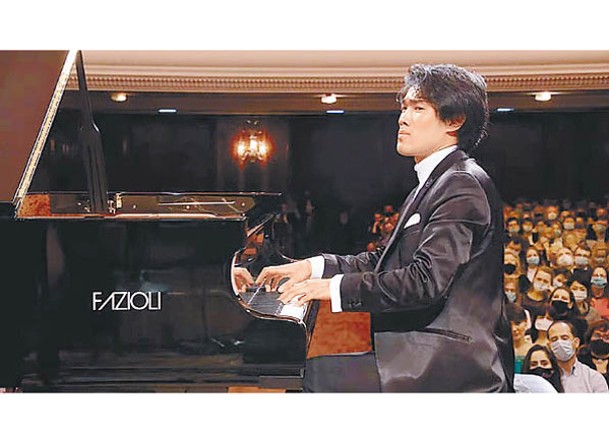 加拿大鋼琴家劉曉禹  勝出蕭邦大賽