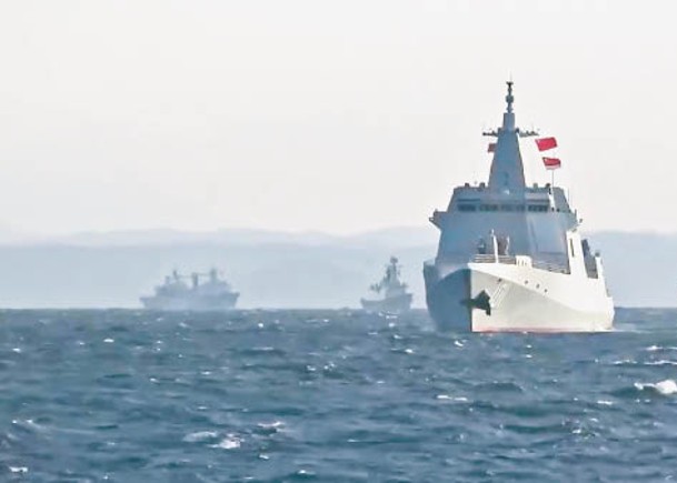 中國軍艦（圖）早前聯同俄羅斯海軍聯合巡航。